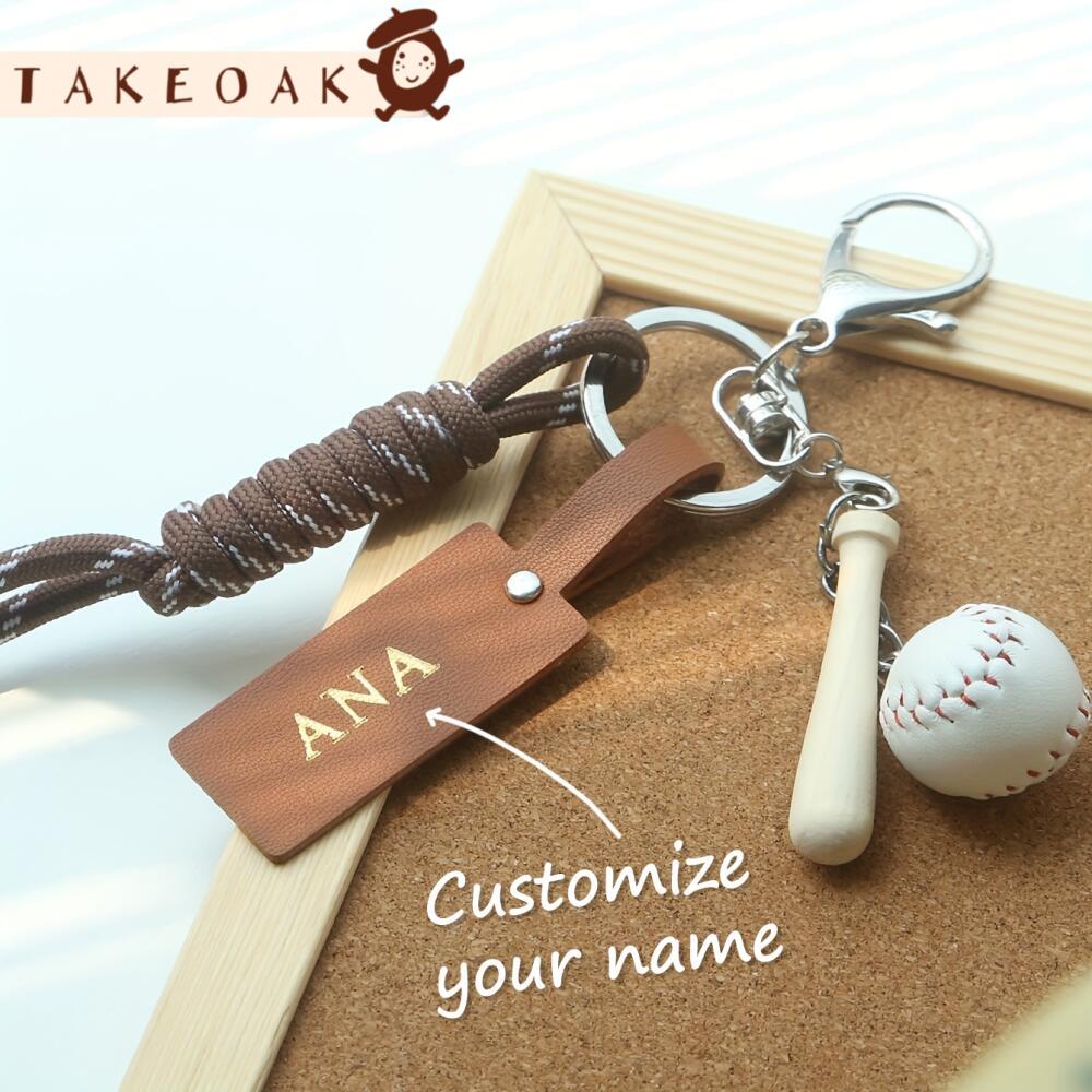 Monogram Keychain Leather - Spersonalizowany brelok sportowy z imieniem, złoty