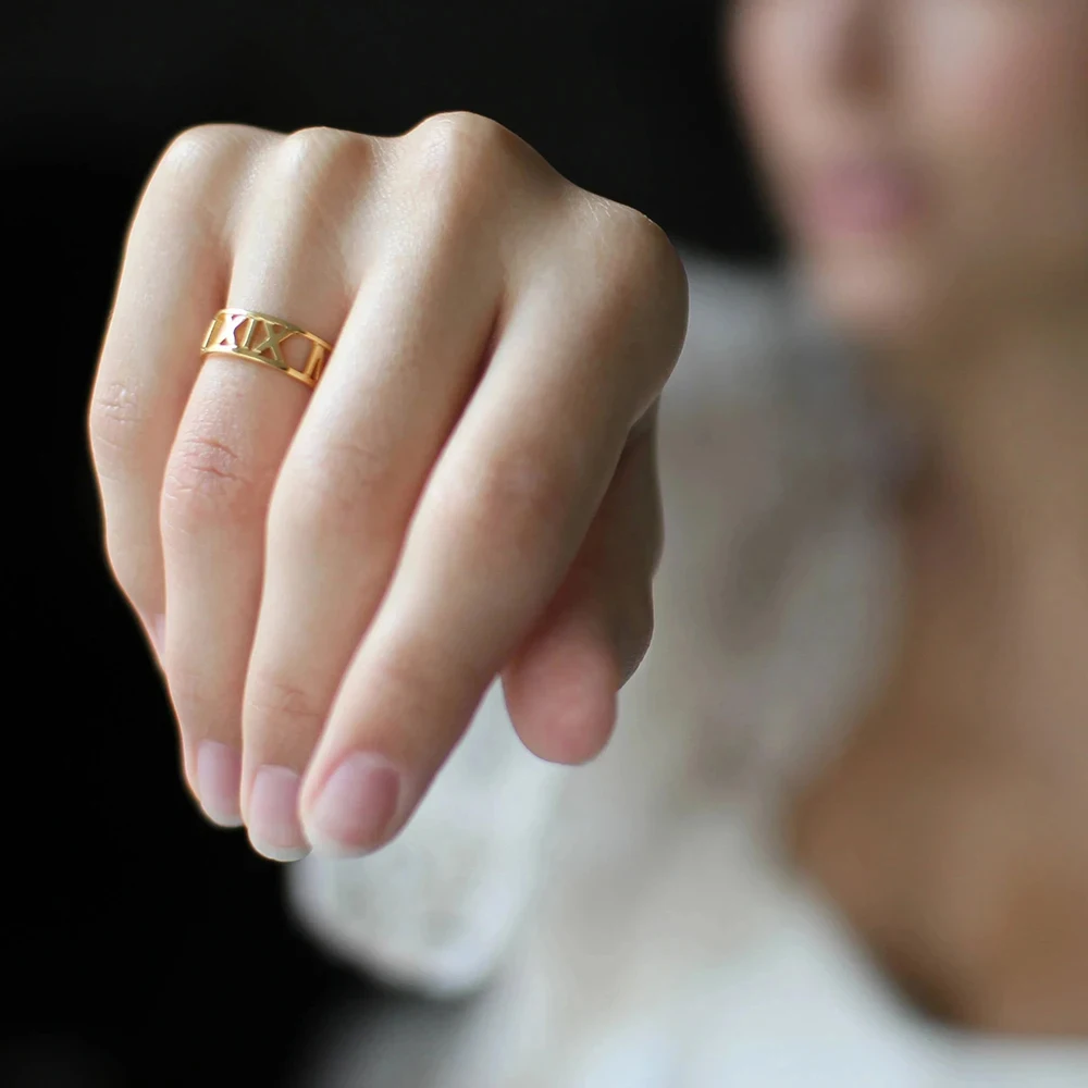 Spersonalizowana nazwa litery  – Initial Ring Custom recenzja i cena