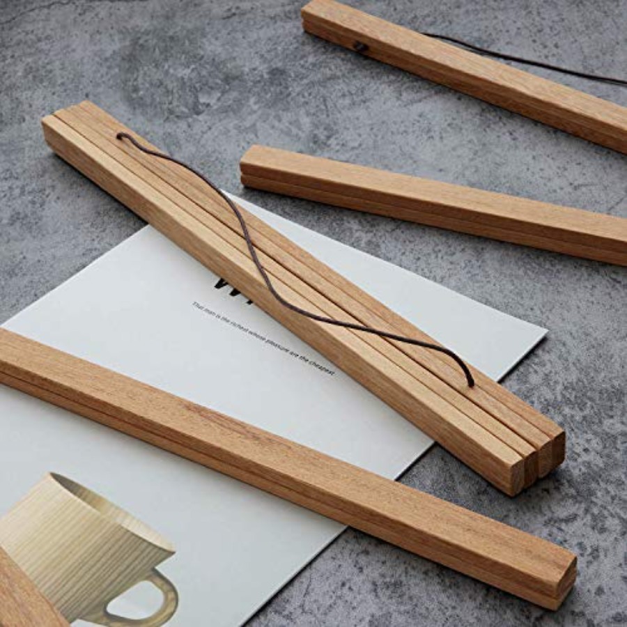 Magnetyczna ramka na plakaty,  – Engraved Wood Frame recenzja i cena