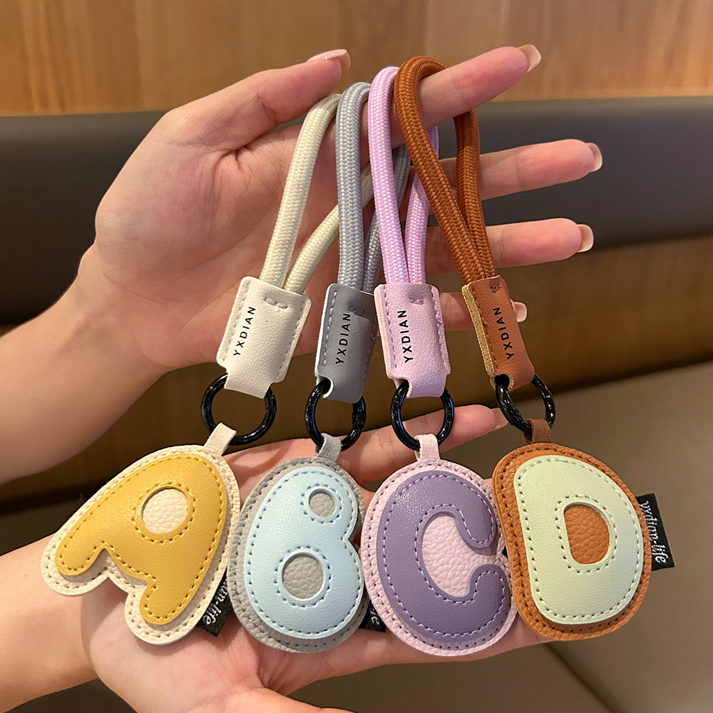 Brelok Skórzany Inicjały A-Z P – Monogram Keychain Leather recenzja i cena